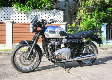 Check bonneville t100 specifications, mileage, images, 2 variants, 4 colours and read 23 user reviews.  For Sale  triumph Bonneville T100 2017 excellent ...