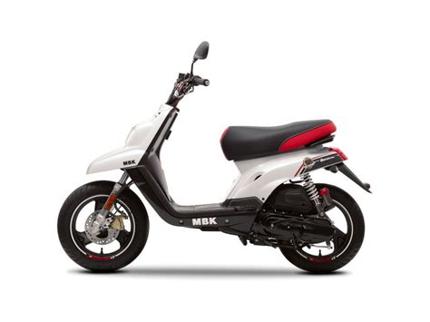 Scooter Neuf Mbk Booster Naked Pouces Cc Vente Scooter La Seyne