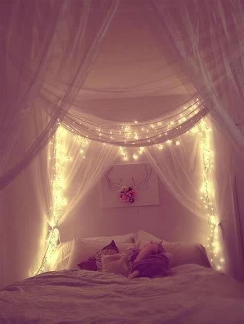 33 Stunning Romantic Bedroom Decor Ideas You Will Love Homyhomee Romantic Bedroom Design