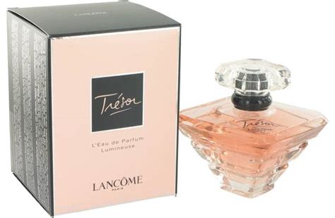 From the red carpet to celebratory family events, lancôme provides the building blocks for a lovely, luxury appearance. Tresor Lumineuse by Lancome - Buy online | Perfume.com