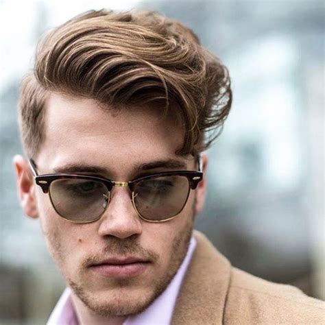 Natural curls provide definition, texture, and volume for any hairstyle. 30 Best Professional Business Hairstyles For Men (2021 Guide)