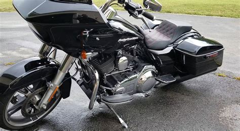 I feel that i have too much pressure at the back of the seat and would be more comfortable if i was an inch or two farther back. Saddlemen Step Up Seat Installed on a 2016 Harley Road ...