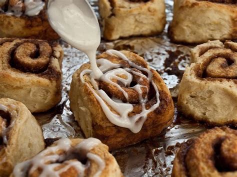 Quick Cinnamon Buns With Buttermilk Glaze Once Upon A Chef Recipe