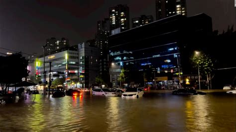 Seoul Flooding Record Rainfall Kills At Least 9 In South Korean
