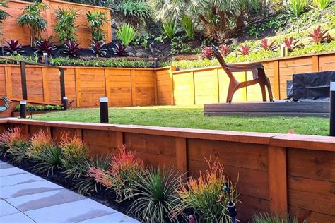 39 Inspiring Garden Wall Ideas For An Impacting Backyard