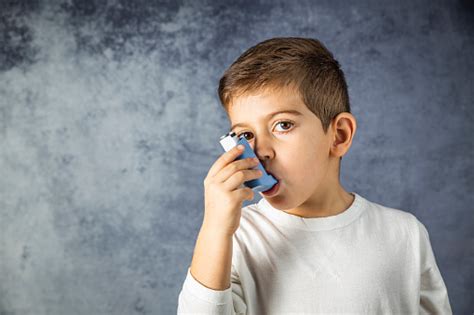 Wie Wird Asthma Behandelt Erste Hilfe Bei Einem Anfall Inhalator