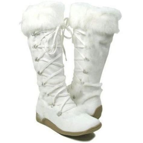 Pick Your Style These White Winter Boots Which Will Elegantly Decorate Your Feet