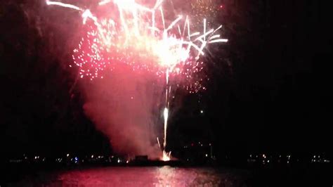 July 4 2012 Fireworks Malfunction In San Diego Bay Youtube