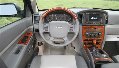 Jeep Grand Cherokee Overland Photos Reviews News Specs Buy Car