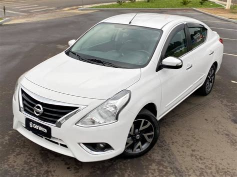 Nissan Versa Unique CVT Flex 2017 Grupo Gerents