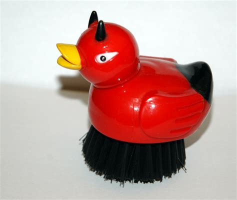 Pasangan anime paling serasi kaskus. Gambar : burung, merah, setan, bebek mandi, bebek karet ...