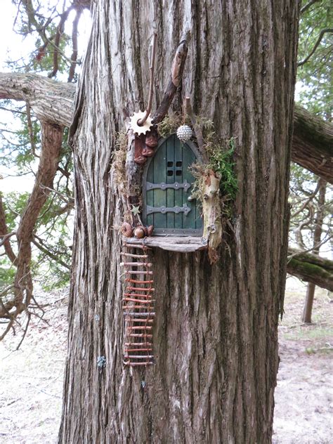 Fairy Door In Tree Fairy Garden Furniture Fairy Tree Houses Fairy
