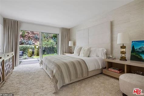 Cindy crawford has listed her malibu home for $15.45 million. Cindy Crawford and Rande Gerber list Beverly Hills home ...