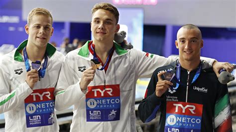 2 hours ago · milák kristóf olimpiai bajnok lett 200 méter pillangón! Milák arany-, Kenderesi ezüstérmes 200 méter pillangón ...