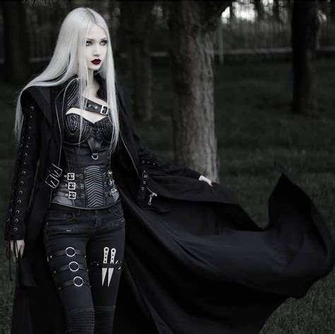 Gothic Girls Dark Fashion Gothic Fashion Goth Model Goth Beauty