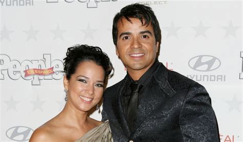 And although at first it seemed that everything was going to go positively, the. Luis Fonsi y damari López: Video El imperdible dueto ...