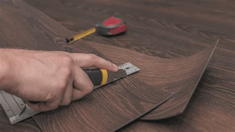 Best Ways To Cut Vinyl Flooring And What Tools To Use Home Improvement