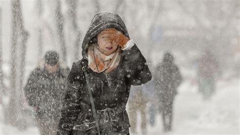 Revin Ninsorile în România Temperaturile Scad Brusc Se întoarce Iarna