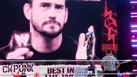 Cm Punk Retains The Wwe Championship By Defeating The Rock At The Royal