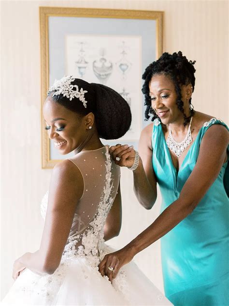 what color should the mother of the bride wear etiquette fyis