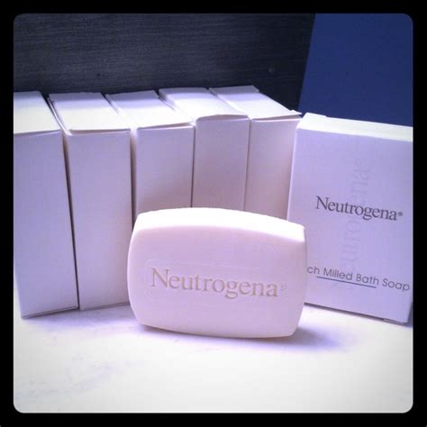 Neutrogena Accessories Nwot 6 French Milled Bath Soap Bars Poshmark