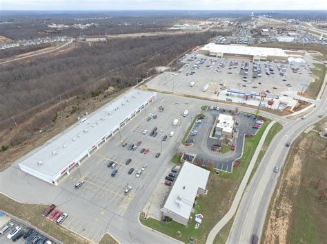 215 Saint Robert Blvd, Saint Robert, MO 65584 - Walmart Shadow Anchored