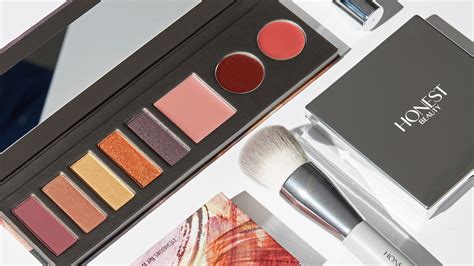 Jessica Alba Just Launched the Prettiest Honest Beauty ...