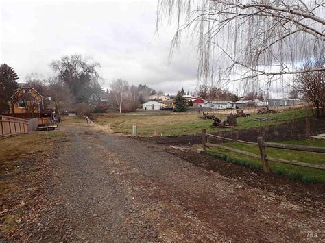 N Birch St, Genesee, ID 83832 | MLS# 98873463 | Trulia