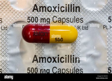 Antibiotics Capsule Hi Res Stock Photography And Images Alamy