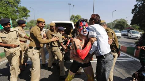 india police detain tibetan protesters outside chinese embassy on anniversary of 1959 uprising