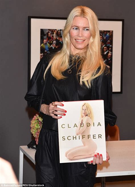 Claudia Schiffer Wows At Her Book Signing In Germany Daily Mail Online