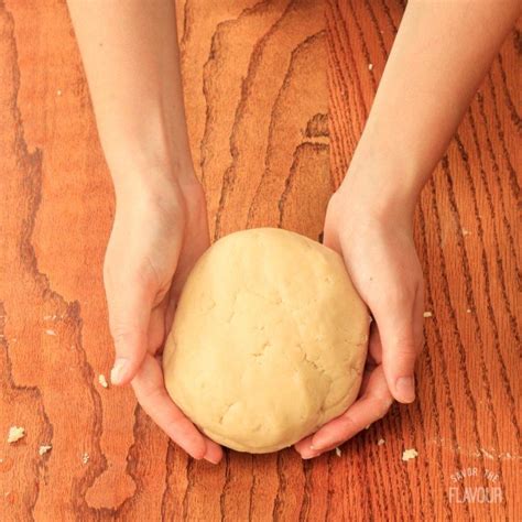 You could use a bought 500g (18 oz) pack of shortcrust pastry if time is short. Flaky Shortcrust Pastry | Recipe | Shortcrust pastry ...