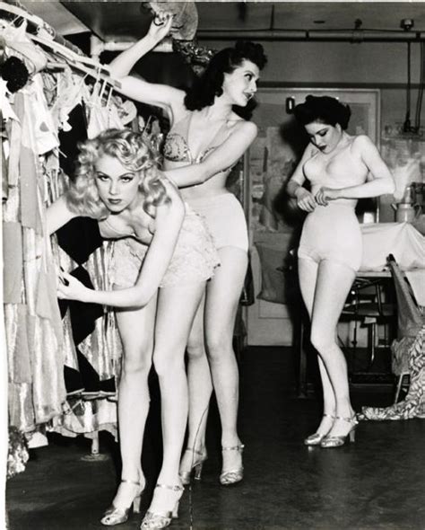 The Earl Carroll Vanities Burlesque Show Dancers Backstage C S
