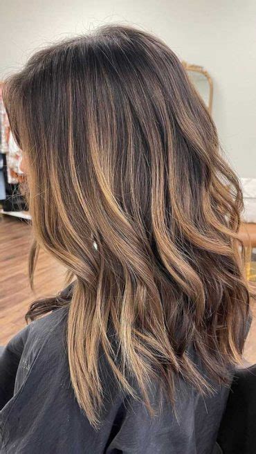 35 Best Fall 2021 Hair Color Trends Dark Chocolate To Milky Chocolate Brown Balayage