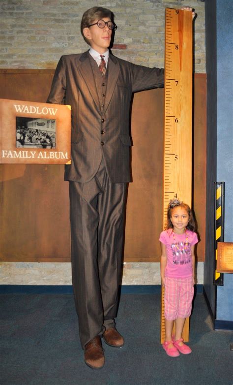 Robert Wadlow Worlds Tallest Man Exhibit 8 Feet 11 Inches Tall