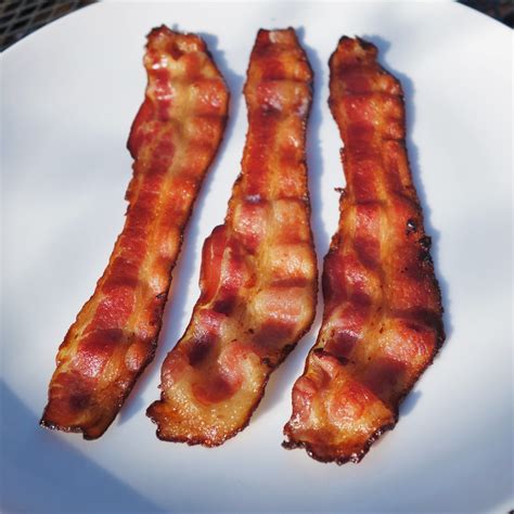 Nueskes Makes Some Of The Countrys Best Bacon This Applewood Smoked