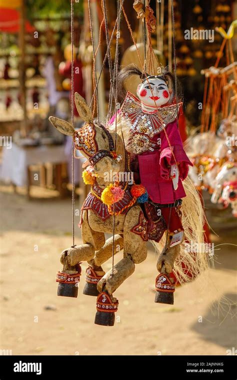 Asia Myanmar Bagan Puppet Show Hi Res Stock Photography And Images Alamy