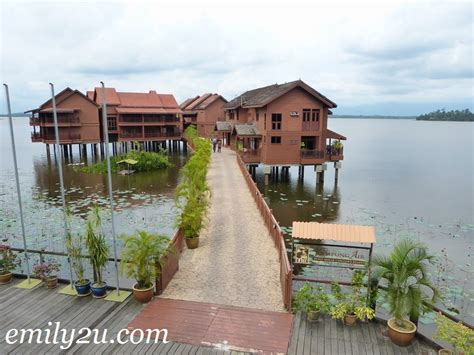 Which makes it very popular among the locals for weekend getaways! Bukit Merah Laketown Resort | From Emily To You