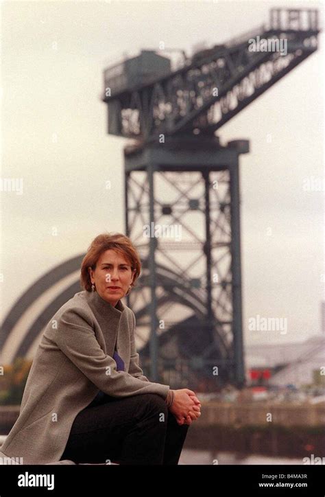Tv Presenter Kirsty Wark October 1999 Returns To Bbc Scotland Screens