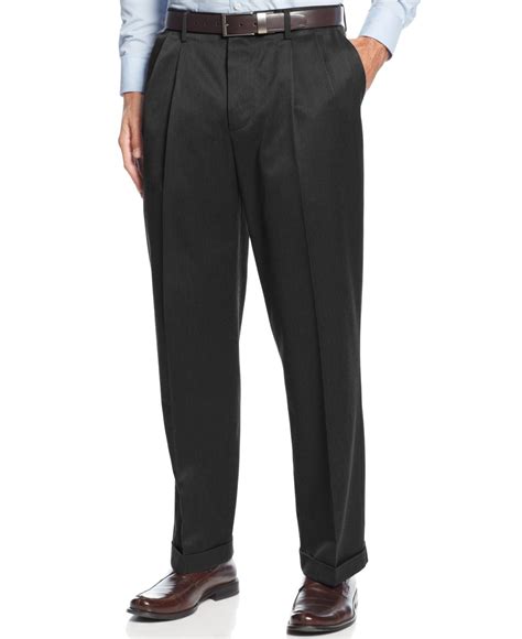 Dockers D4 Relaxed Fit Iron Free Pleated Pants In Black For Men Black