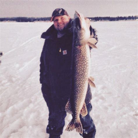 Clair and lake erie are good places to start if you're looking for a perch. Michigan Ice Fishing Report 1/29/2015 - Michigan Fishing ...