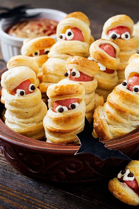 36 Easy Halloween Appetizers And Party Recipes Insanely Good