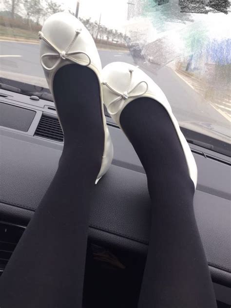 Women`s Legs And Feet In Tights Legs And Feet In Black Tights 556 A Focus On Feet