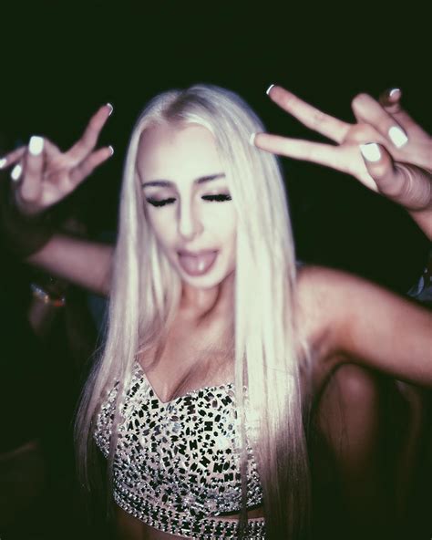 Tana Mongeau Sexy Pictures Lewd Influencers