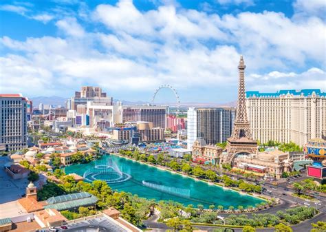 Las Vegas Strip To Fully Reopen For Vaccinated Travelers In June