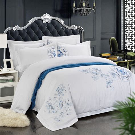 100 Cotton White Embroidered Bedding Sets 46pieces White Hotel