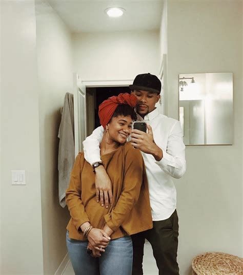 While photographing individuals you can follow certain posing rules to make the subject look their best, when you have a couple you have to. Cutest Black Couples On Instagram - Essence