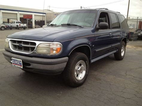 Internet explorer 5 content, including the internet explorer 5 corporate deployment guide, the internet explorer administration kit, and the microsoft internet explorer 5. COAL: 1998 Ford Explorer XLT V8 - Rollin' In My 5.0 ...