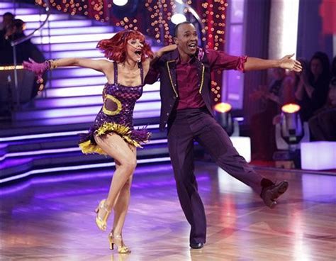 Sugar Ray Leonard Knocked Out Of Dancing With The Stars