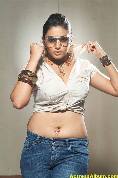 Tamil Actress Namitha Hot Navel Show Actress Album